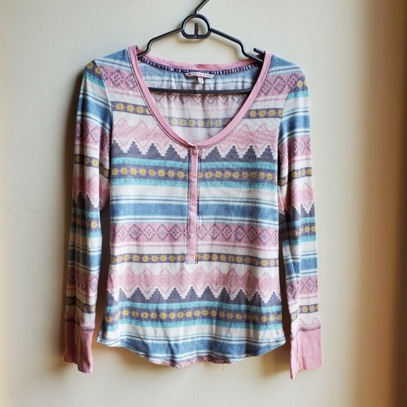 Victoria's Secret Pink/Blue Aztec Print Pajama Shirt Size Small - Picture 6 of 16